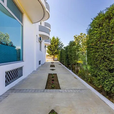 Amazing With Free Parking Golem * Golem (Tirana)