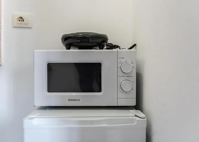 Appartamento Amazing With Free Parking By Pikhost *