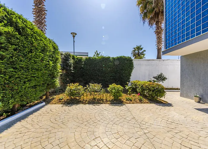 Daire Amazing With Free Parking By Pikhost Golem (Tirana)